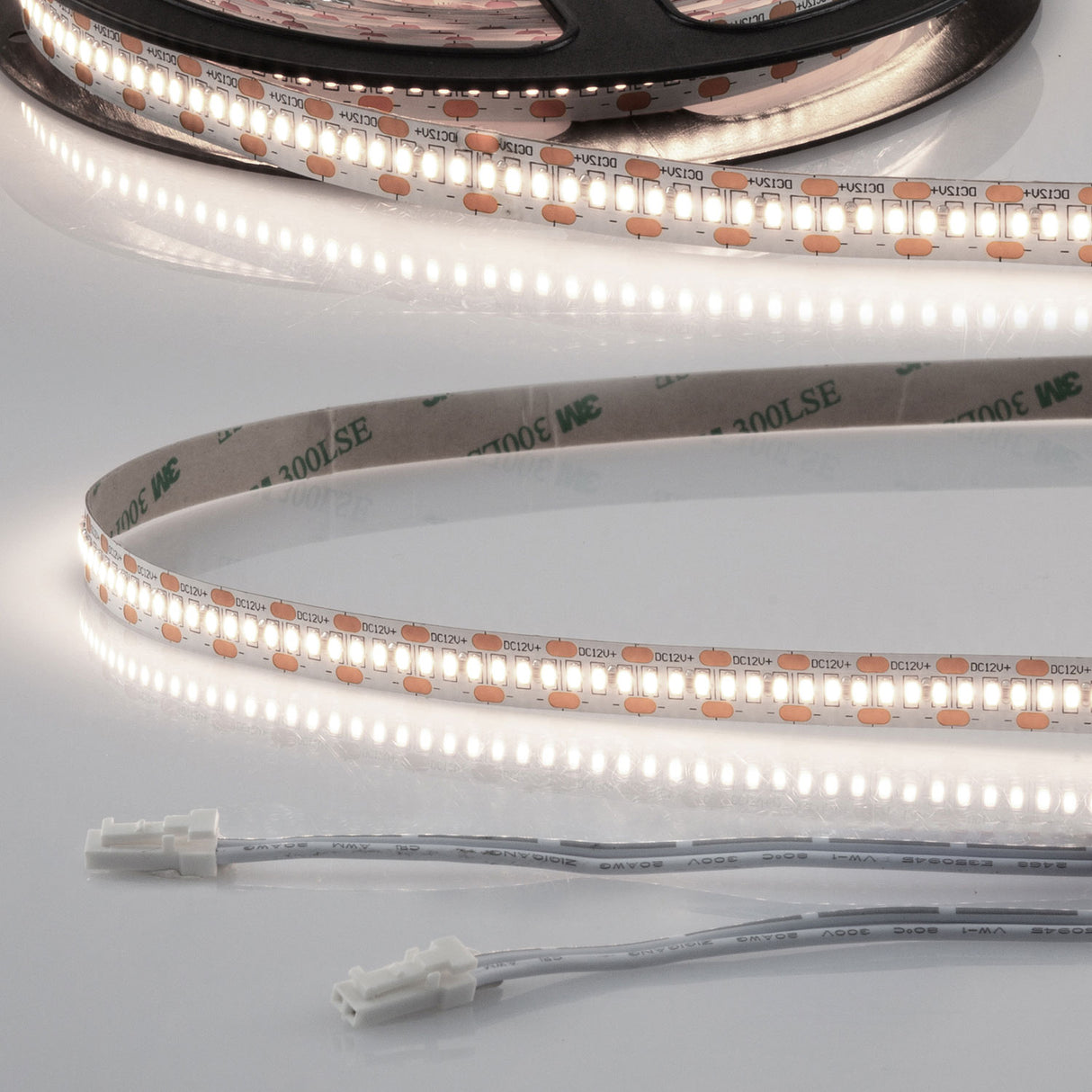 LED CRI940 MiniAMP Flexband, 12V DC, 6W, IP20, 4000K, 500cm, beids. 30cm Kabel + maleAMP, 300 LED/m