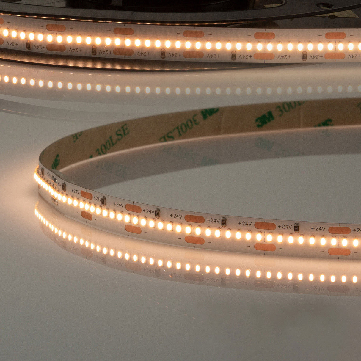 LED CRI930 Linear8 Flexband, 24V DC, 22W, IP20, 3000K, 5m Rolle, 350 LED/m