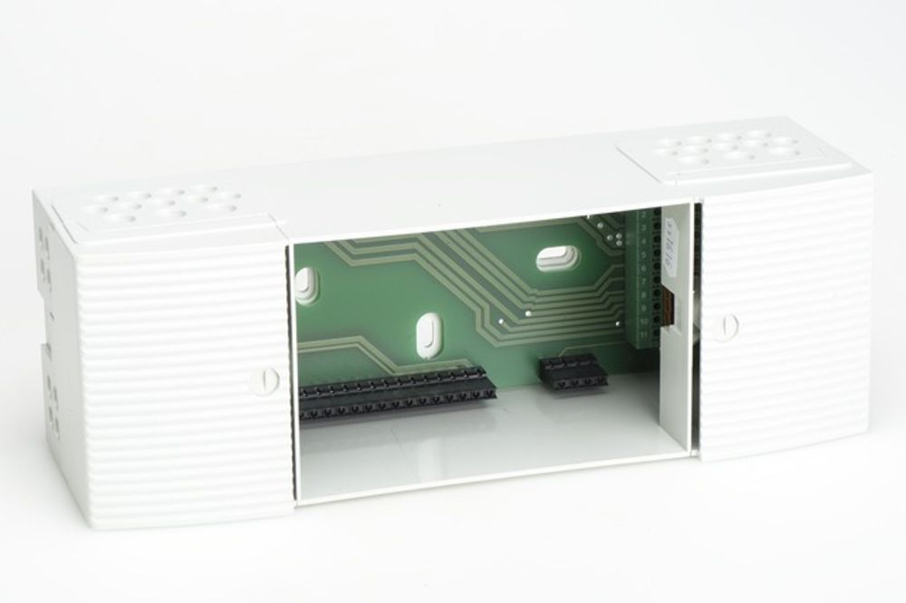 Resideo Wandsockel SWS-12 für Regler SDC...-PM, SWS-12