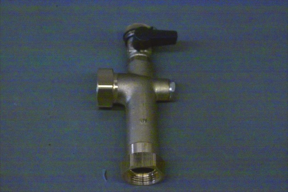 BRÖTJE Winkel lang mit KFE-Hahn1/2 Zoll u. 2XÜM 1 Zoll, 670692