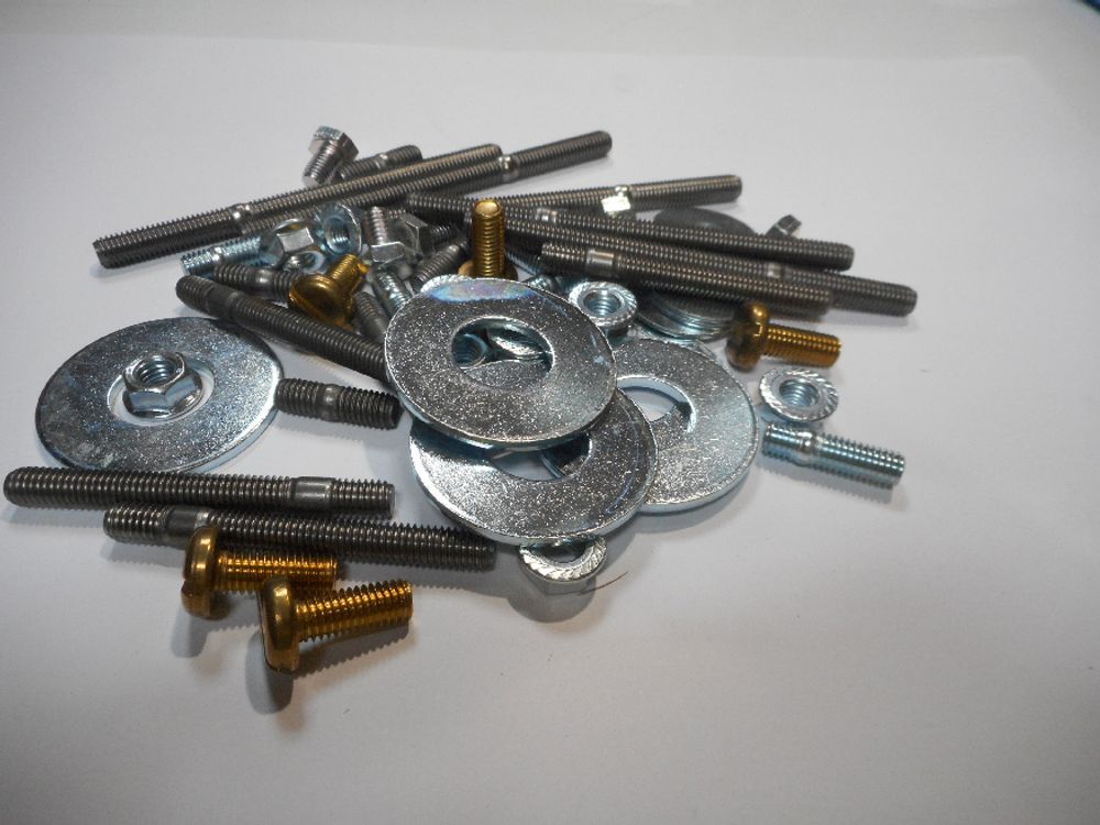 Remeha Satz Schrauben Kesselk., 81998983