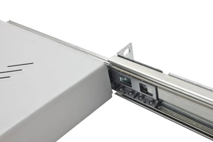 19" Fachboden mit Vollauszug, 45kg Last, T=650mm,1HE,RAL7035