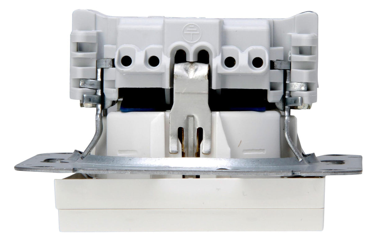 KOPP Steckdose 1f rws glz UP m.BS Klappd 940129002 IP20