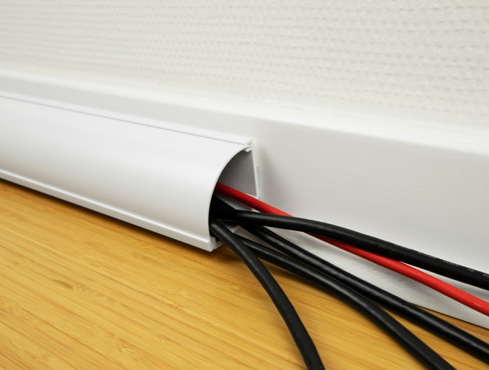 Delock Eckkanal selbstklebend 56 x 32 mm - Länge 1 m weiß