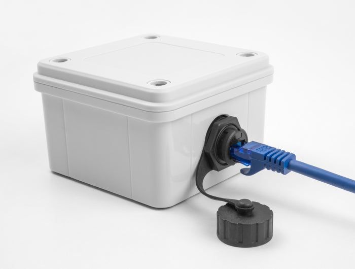 Delock Kabelverbinder RJ50 Buchse zu RJ50 Buchse zum Einbau mit Verschlusskappe IP68 staub- und wasserdicht schwarz