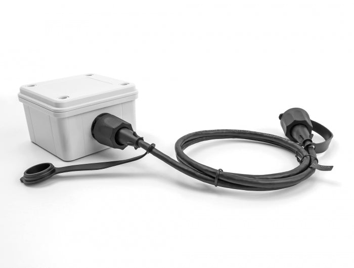Delock Netzwerkkabel RJ45 Stecker zu RJ45 Stecker Cat.6 STP mit Verschlusskappe Outdoor IP68 staub- und wasserdicht schwarz 2 m