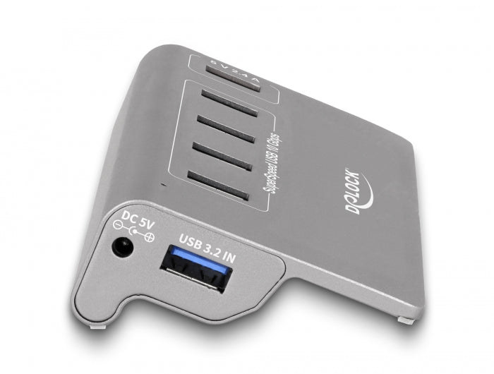 Delock USB 10 Gbps Hub mit 4 USB Typ-A Ports + 1 Schnellladeport inkl. Netzteil