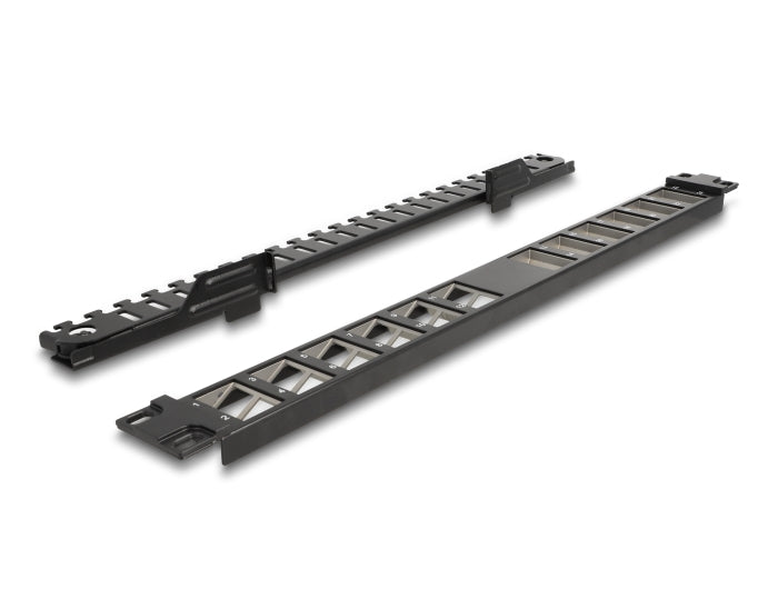 Delock 19″ Keystone Patchpanel 24 Port gewinkelt mit Entlastungsschiene schwarz