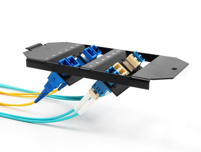 Delock LWL Halterung für Bodentank 12 Port für SC Simplex / LC Duplex Kupplungen schwarz