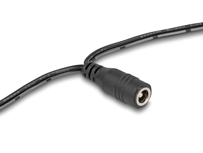 Delock Kabel Mini-Fit 4,2 mm 10 Pin Stecker zu 4 x DC 5,5 x 2,5 mm Buchse und 4 x Mini-Fit 4,2 mm 2 Pin Stecker schwarz