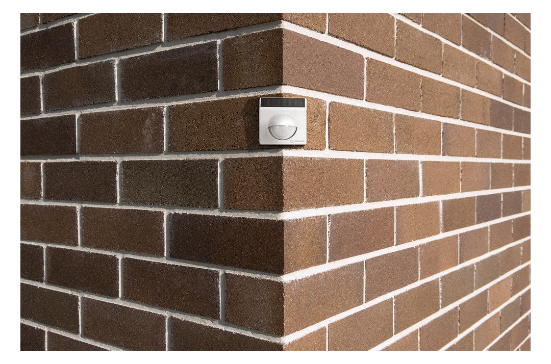 LEDVANCE Bewegungsmeldersensor AP ws SMART+ WIFI OUTDOOR MOTION SENSOR W IP65