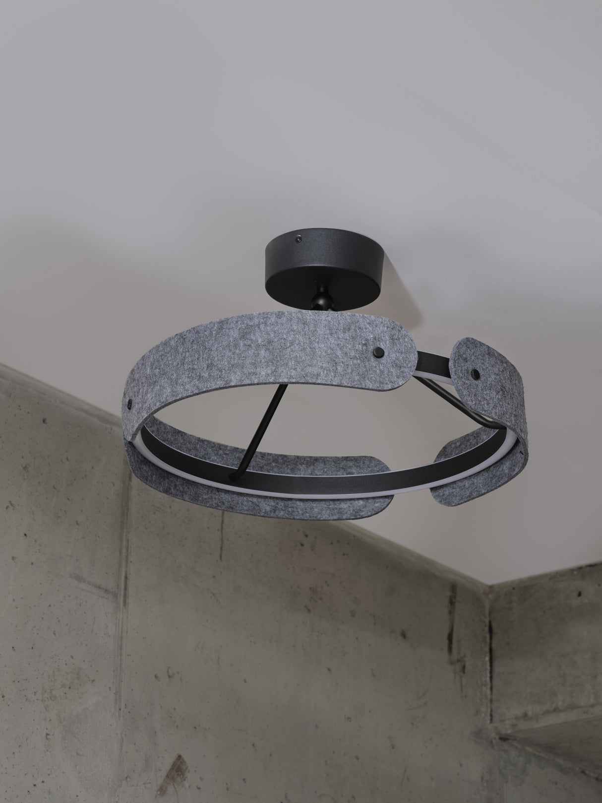 LEDVANCE LED-Anbauleuchte 33W 3000K gr Decor Curve Felt Ceiling 33W 830 Da 1000