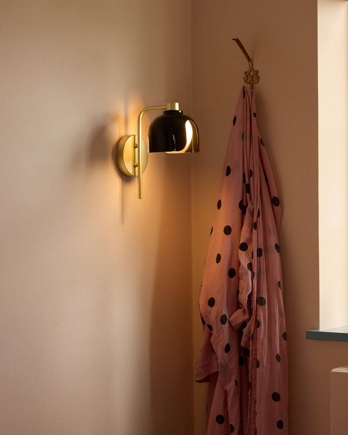 LEDVANCE LED-Wandanbauleuchte 10W sw Decor Corolle Wall G9 Black