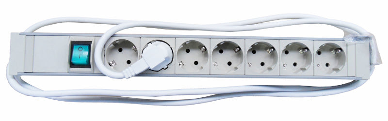 19" Netzleiste 7xSchuko mit Ein/Aus-Schalter, PVC, 1.25HE