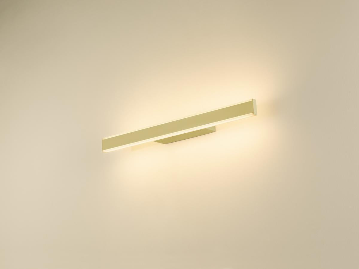 ONE LINEAR 50 wall-mounted lightUPDOWN 2700/3000K ws/messing