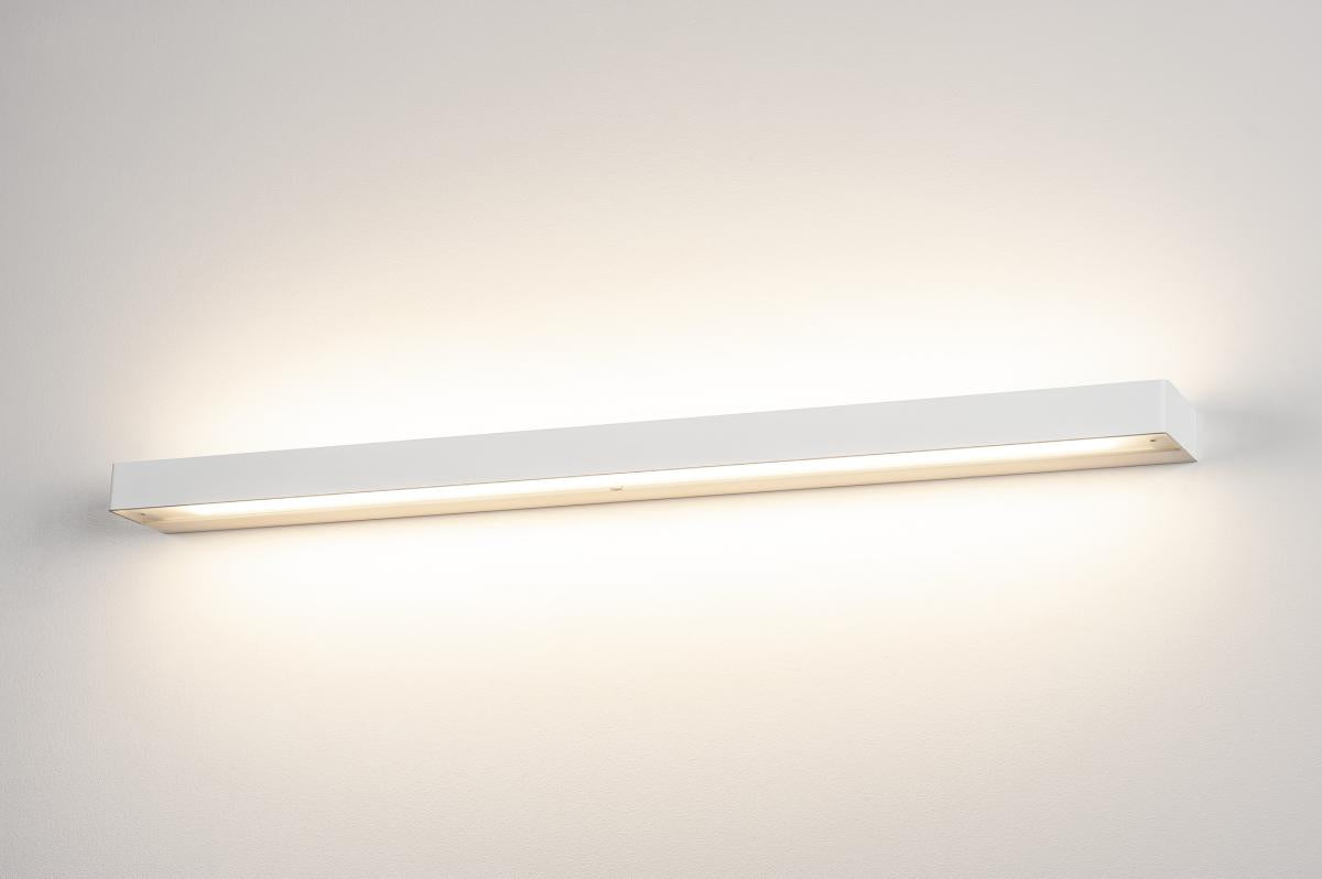 SEDO LED 21 Wandleuchte, eckig, Glas satiniert, weiß