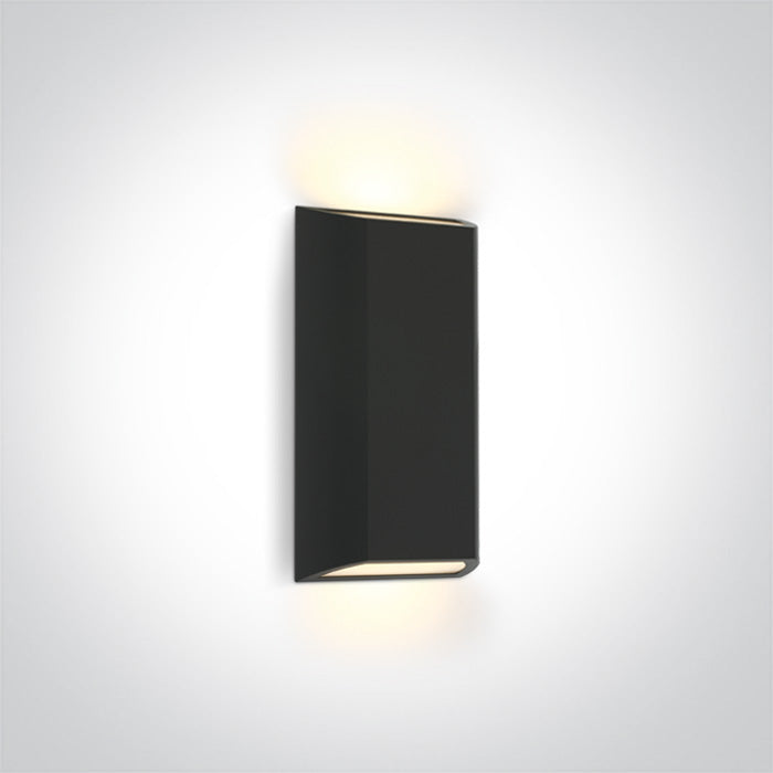 67512/AN/V ANTHRACITE WALL LIGHT 8W CCTV IP65 230V