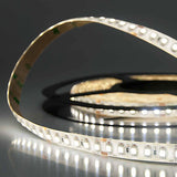 Trennstelle: 25mm mit je 3 SMD | Pitch (Lichtpunkt Mitte-Mitte): 8,33mm | 1 Einheit (Rolle) = 5m | max. Flexbandlänge pro Einspeisung: 5m | Längentoleranz + Wärmeausdehnung: 1% | erforderliche Kühlmasse min. 45 gr/m | inkl. 3M 300LSE Klebeband | Untergrund vor dem Ankleben reinigen und entfetten! Nicht wieder ablösen! | Silikon Verguss | BESONDERHEIT: Anschlusskabel beidseitig