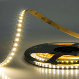 Trennstelle: 50mm mit je 6 SMD | Pitch (Lichtpunkt Mitte-Mitte): 8,33mm | 1 Einheit (Rolle) = 5m | max. Flexbandlänge pro Einspeisung: 8m | Längentoleranz + Wärmeausdehnung: 1% | erforderliche Kühlmasse min. 45 gr/m | inkl. 3M 9080A Klebeband | Untergrund vor dem Ankleben reinigen und entfetten! Nicht wieder ablösen! | Es passen die Verbinder der Gruppe: C2-210 / K1-210 / K2-210 | BESONDERHEIT: Anschlusskabel beidseitig