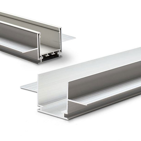 Aluminium Installationskanal für Profile der Serie Wing - zur Vormontage in Rigipswänden mit einer Stärke von 1,25cm geeignet. Der Installationskanal wird mit dem Rigips direkt verschraubt, verklebt oder verspachtelt. Somit bleibt die Rigipswand oder Decke komplett stabil. Bei Endmontage die Aufbauprofile der Serie WING einschieben und mittels Clip (Art.Nr. 112335) befestigen. Clips bitte gesondert bestellen.