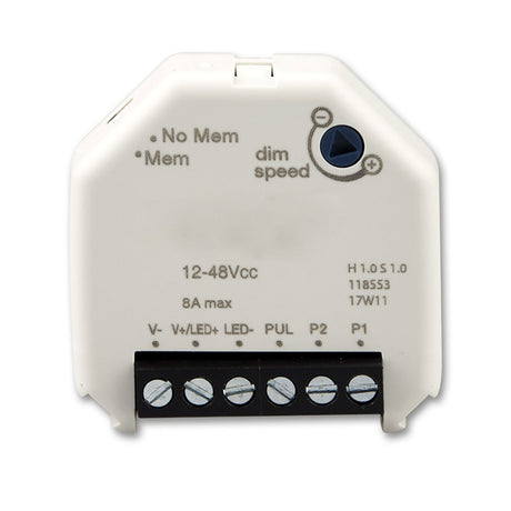 kompakte Bauweise, wird zwischen Trafo und Leuchtmittel platziert, Maximallast 96W bei 12V und 192W bei 24V, Dimmen per Taster mit 230V und 12/24V möglich. Installation und Anschluss ausschließlich Spannungsfrei durchführen!