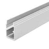 Der Kabelkanal hat eine Länge von 1000 mm und kann sehr einfach durch ein Klicksystem auf die Lichtleiste montiert werden inkl. Platz für ein Stromkabel mit Stecker