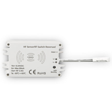 Installation und Anschluss ausschließlich Spannungsfrei durchführen! Aderquerschnitt 0,5mm²