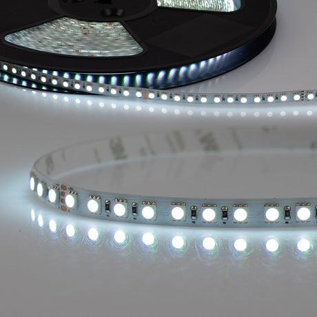 Trennstelle: 125mm mit je 12 SMD | Pitch (Lichtpunkt Mitte-Mitte): 10,42mm | 1 Einheit (Rolle) = 20m | max. Flexbandlänge pro Einspeisung: 20m | Längentoleranz + Wärmeausdehnung: 1% | erforderliche Kühlmasse min. 75 gr/m | inkl. 3M 300LSE Klebeband | Untergrund vor dem Ankleben reinigen und entfetten! Nicht wieder ablösen! | Es passen die Verbinder der Gruppe: C2-410 | BESONDERHEIT: Anschlusskabel einseitig