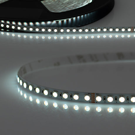 Trennstelle: 125mm mit je 12 SMD | Pitch (Lichtpunkt Mitte-Mitte): 10,42mm | 1 Einheit (Rolle) = 20m | max. Flexbandlänge pro Einspeisung: 20m | Längentoleranz + Wärmeausdehnung: 1% | erforderliche Kühlmasse min. 75 gr/m | inkl. 3M 300LSE Klebeband | Untergrund vor dem Ankleben reinigen und entfetten! Nicht wieder ablösen! | BESONDERHEIT: Anschlusskabel einseitig