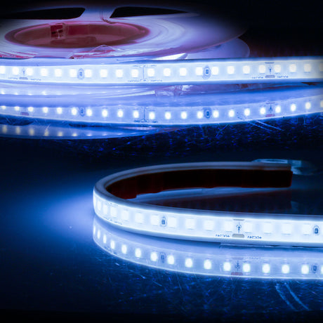 Trennstelle: 50mm mit je 8 SMD | Pitch (Lichtpunkt Mitte-Mitte): 6,25mm | 1 Einheit (Rolle) = 5m | max. Flexbandlänge pro Einspeisung: 5m | Längentoleranz + Wärmeausdehnung: 1% | kein Kühlprofil erforderlich | inkl. 3M VHB Klebeband | Untergrund vor dem Ankleben reinigen und entfetten! Nicht wieder ablösen! | Polyurethan Verguss | BESONDERHEIT: Anschlusskabel beidseitig