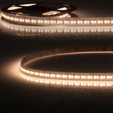 Trennstelle: 31,25mm mit je 8 SMD | Pitch (Lichtpunkt Mitte-Mitte): 7,82mm | 1 Einheit (Rolle) = 5m | max. Flexbandlänge pro Einspeisung: 20m | Längentoleranz + Wärmeausdehnung: 1% | erforderliche Kühlmasse min. 75 gr/m | inkl. 3M 300LSE Klebeband | Untergrund vor dem Ankleben reinigen und entfetten! Nicht wieder ablösen! | BESONDERHEIT: Anschlusskabel beidseitig