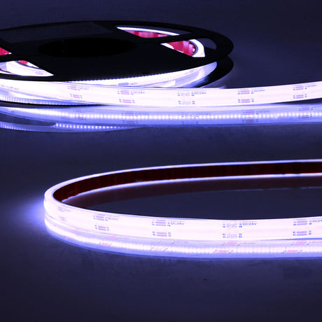 Trennstelle: 33,33mm mit je 18 SMD | Pitch (Lichtpunkt Mitte-Mitte): 1,85mm | 1 Einheit (Rolle) = 5m | max. Flexbandlänge pro Einspeisung: 5m | Längentoleranz + Wärmeausdehnung: 1% | kein Kühlprofil erforderlich | inkl. 3M VHB Klebeband | Untergrund vor dem Ankleben reinigen und entfetten! Nicht wieder ablösen! | Silikon Verguss | BESONDERHEIT: Anschlusskabel beidseitig