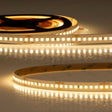 Trennstelle: 50mm mit je 9 SMD | Pitch (Lichtpunkt Mitte-Mitte): 5,56mm | 1 Einheit (Rolle) = 5m | max. Flexbandlänge pro Einspeisung: 10m | Längentoleranz + Wärmeausdehnung: 1% | erforderliche Kühlmasse min. 45 gr/m | inkl. 3M 300LSE Klebeband | Untergrund vor dem Ankleben reinigen und entfetten! Nicht wieder ablösen! | Es passen die Verbinder der Gruppe: K2-210 | BESONDERHEIT: Anschlusskabel beidseitig