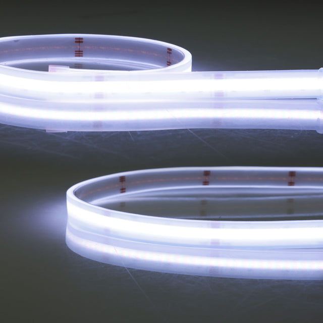 Trennstelle: 62,50mm mit je 56 SMD | Pitch (Lichtpunkt Mitte-Mitte): 4,46mm | 1 Einheit (Rolle) = 5m | max. Flexbandlänge pro Einspeisung: 5m | Längentoleranz + Wärmeausdehnung: 1% | kein Kühlprofil erforderlich | inkl. 3M VHB Klebeband | Untergrund vor dem Ankleben reinigen und entfetten! Nicht wieder ablösen! | Silikon Verguss | BESONDERHEIT: Anschlusskabel beidseitig