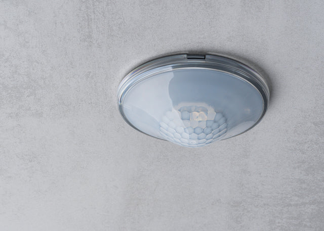 Präsenzmelder UP 360°                             110-230V ws mt IP40