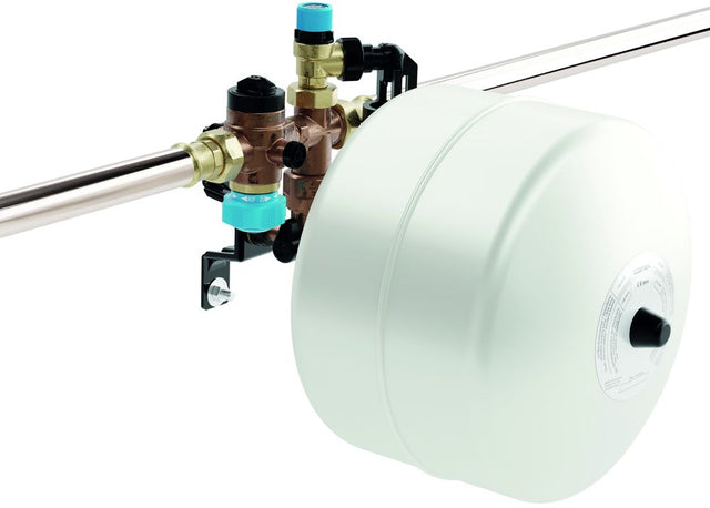 Sicherheitscenter DN 20, 18 l mit 18 Liter MAG f. 6 / 8 / 10 bar, 480720241