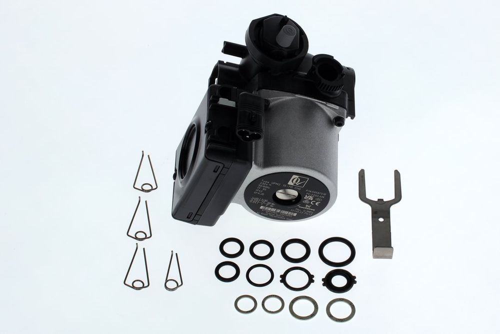 BOSCH Pumpe UPM 15-70CHG, 87182217280