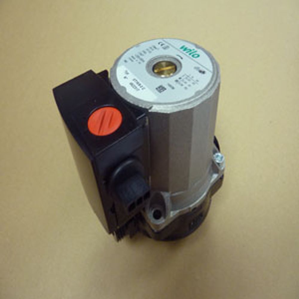 Remeha  Pumpe PARA 15-130-7-50-SC-6+Kabel, 7800817