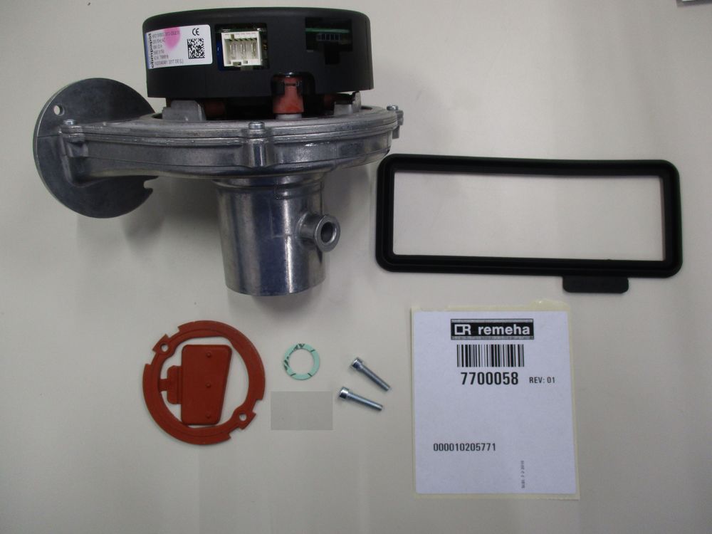 Remeha  Ventilator NRG118-D14.1, 7700058