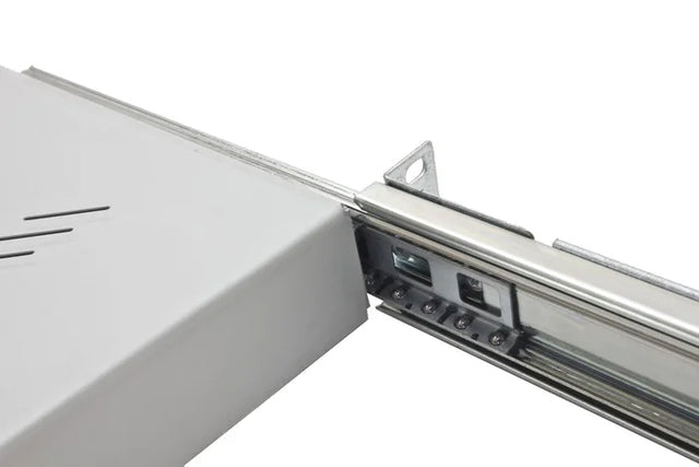 19" Fachboden mit Vollauszug, 45kg Last, T=650mm,1HE,RAL7035