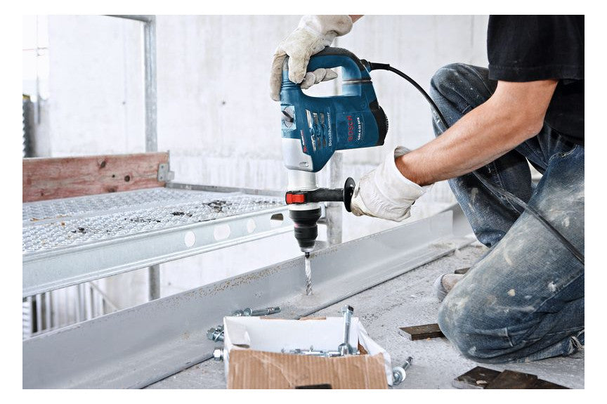 BOSCH-EW Bohrhammer 900W SDSplus 4,7kg Professional GBH 4-32 DFR Beton= 32mm