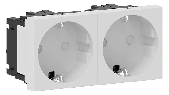 GGK Steckdose 2f ws mt GEB-K m.BS USB M45-2-Steckdose IP20 horiz