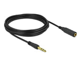 Delock Klinkenverlängerungskabel 6,35 mm 3 Pin Stecker zu Buchse 5 m schwarz
