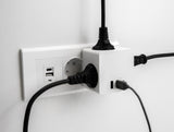 Delock Steckdosenwürfel 3-fach mit Kindersicherung und USB Ladegerät weiß