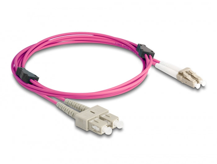 Delock LWL Kabel mit Metallarmierung LC Duplex zu SC Duplex Multimode OM4 2 m