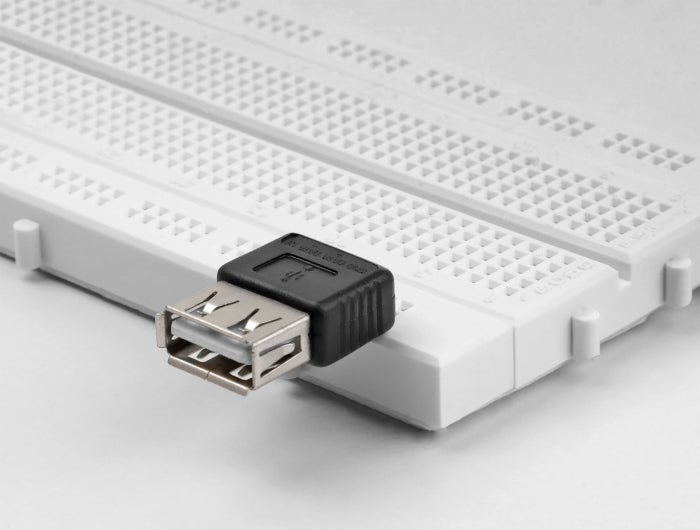 Delock Adapter USB 2.0 Typ-A Buchse zu 4 Pin 90° gewinkelt