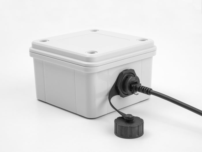 Delock Kabelverbinder RJ12 Buchse zu RJ12 Buchse zum Einbau mit Verschlusskappe IP68 staub- und wasserdicht schwarz