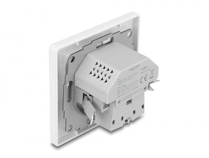 Delock Einbausteckdose mit 2 USB Ladeports, 1 x USB Typ-A und 1 x USB Type-C™ mit PD 3.0, 18 W