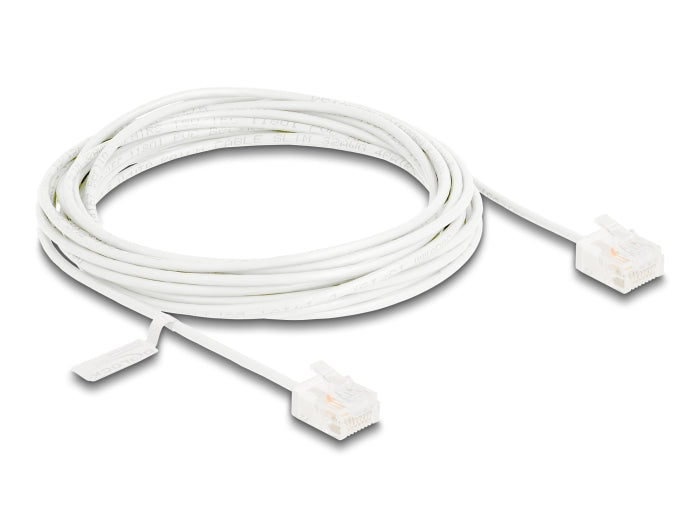 Delock RJ45 Netzwerkkabel Cat.6 UTP Ultra Slim 5 m weiß mit kurzen Steckern