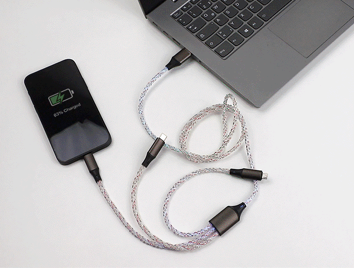 Delock USB RGB Ladekabel 3 in 1 Typ-A zu Lightning™ / Micro USB / USB Type-C™ 1,20 m